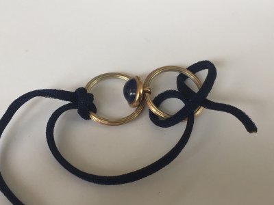 Safirklappring zum Armschmuck knoten
