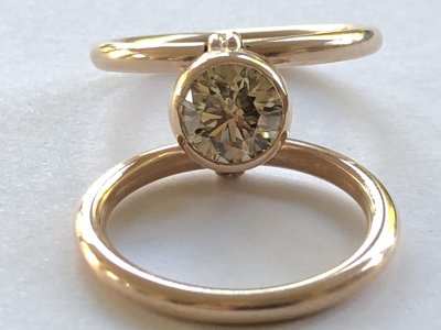 Brillantklappring in Rosegold,poliert