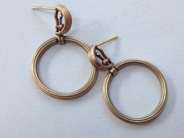 Varioohrring mit Variocreolenanhänger
