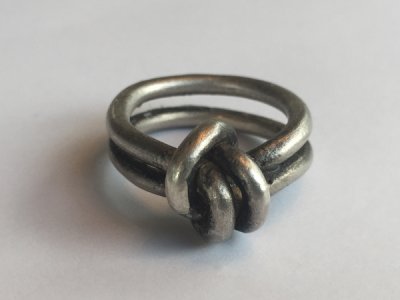 Knotenring 240.-€