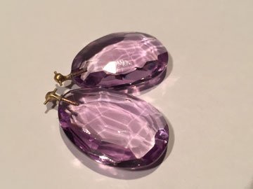 Amethyste 25x18mm 390.-€