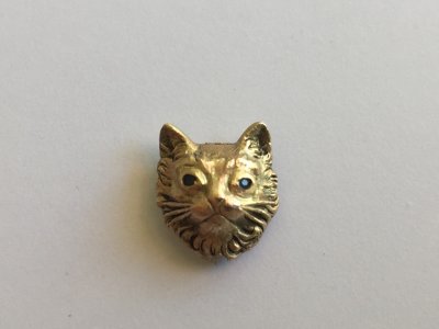 Katzenkopf mit Safiraugen 790.-€