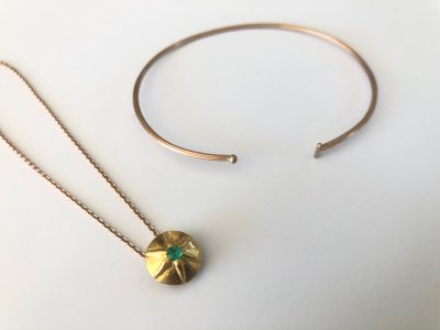 Paraibaturmalin in 900 Gold an Kette oder als Armreif