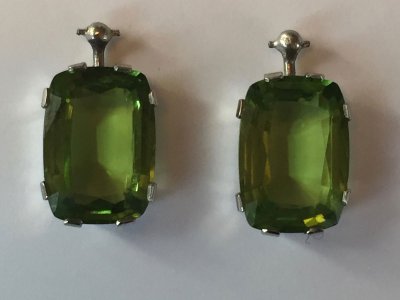 Peridots in Platin 6500.-€