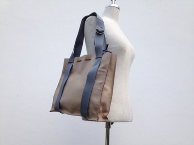 Leder und Sterlingsilber 260.-€